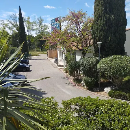 Hotel Noemys Arlés